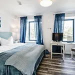 Apartment Prora - Ferienwohnung mit Terrasse, Meerblick und Waschmaschine - Hygge *
